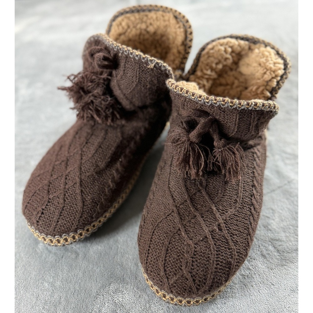 Muk Luks Shoes Womens Size 11-12 Brown Knit Slipper Boots Faux Fur Lined Tassel